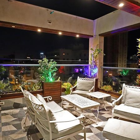 Luxury Rooftop Apartment In نتانيا المظهر الخارجي الصورة
