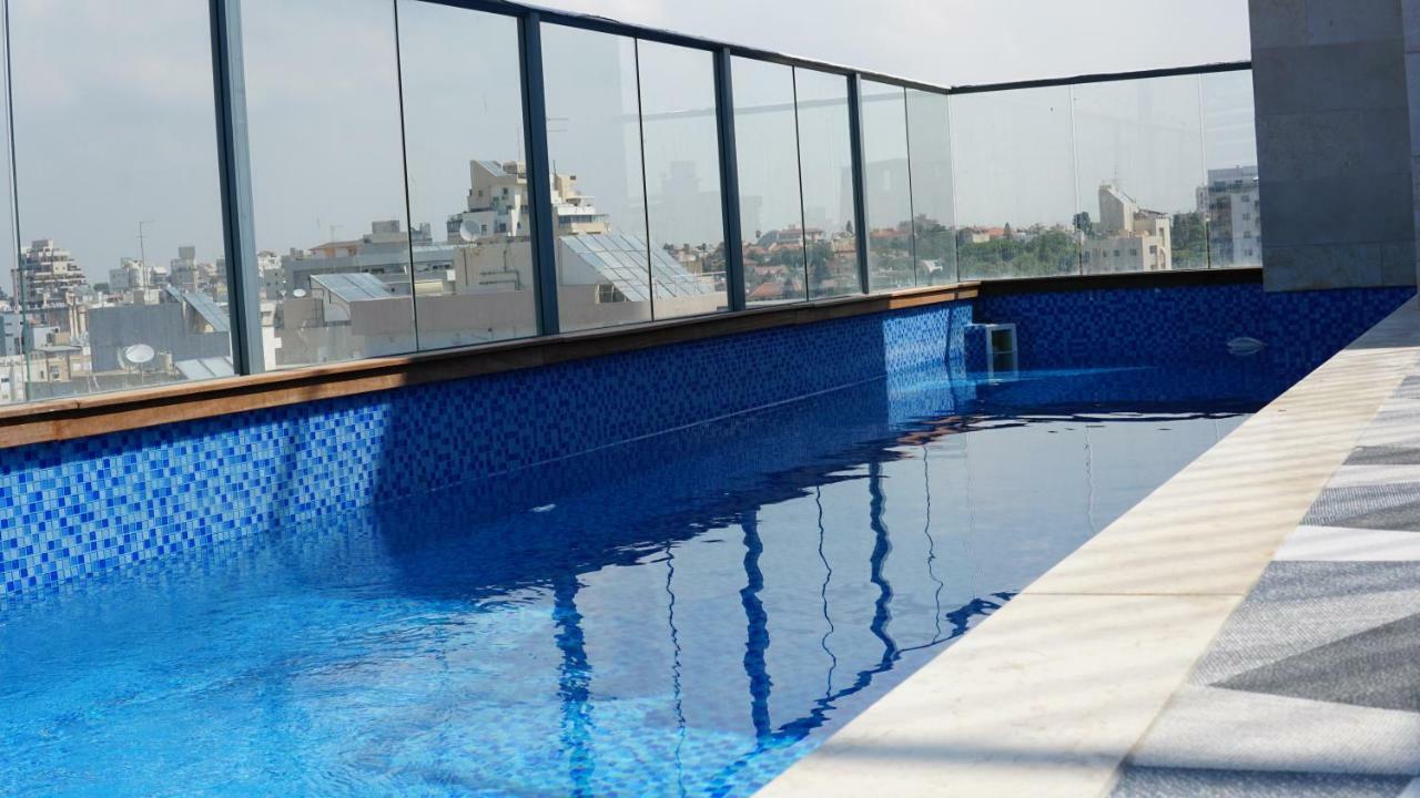 Luxury Rooftop Apartment In نتانيا المظهر الخارجي الصورة