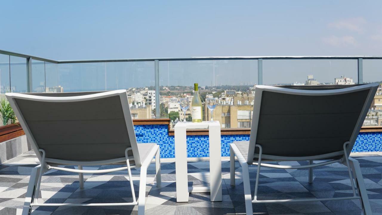 Luxury Rooftop Apartment In نتانيا المظهر الخارجي الصورة