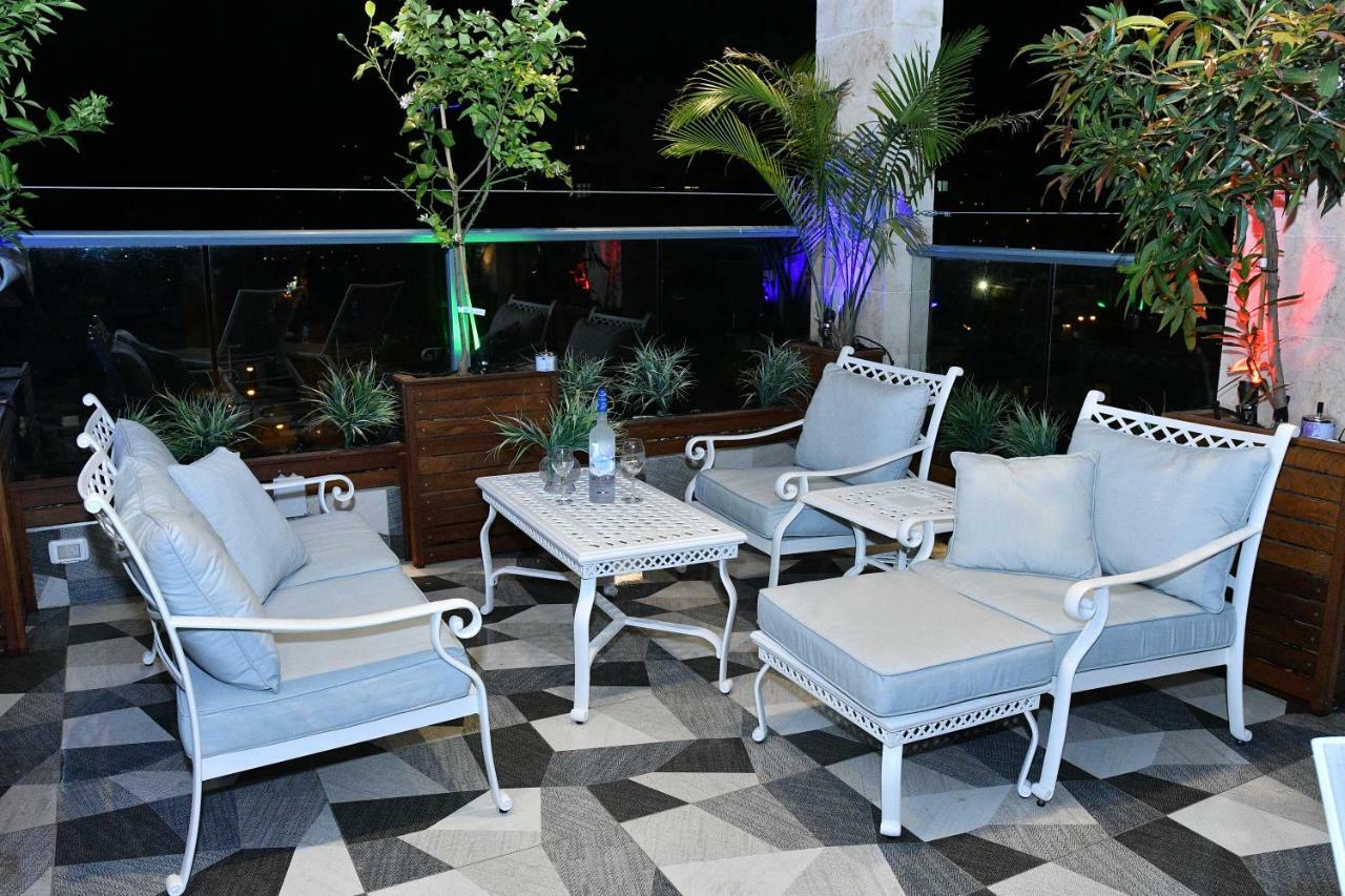 Luxury Rooftop Apartment In نتانيا المظهر الخارجي الصورة